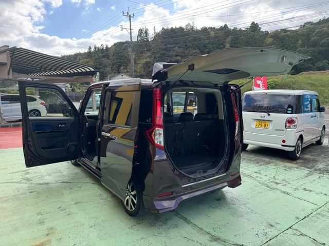 ルーミー カスタムＧ－Ｔ　純正９インチナビ　フルセグ　バックカメラ　両側パワスラ　純正ドラレコ　ＴＲＤフルエアロ　ＬＥＤヘッドライト　フォグランプ　純正１５インチアルミ　ビルトインＥＴＣ　スマートキー　プッシュスタート（75枚目）