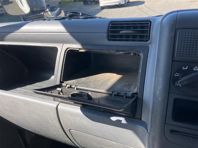 キャンター ダンプ　２．０ｔ　５速ＭＴ　後輪ダブル　エアコン　パワーステアリング　パワーウィンドウ　運転席エアバッグ（39枚目）