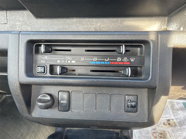 ハイゼットトラック 4WD 軽トラック 5速MT エアコン パワーステアリング 運転席エアバッグ(33枚目)