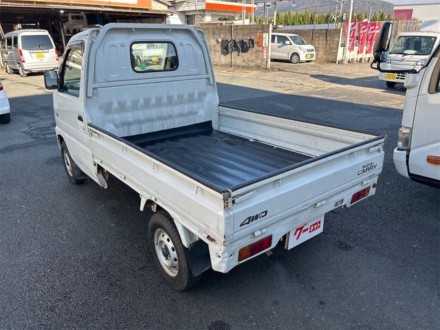 キャリイトラック 　４ＷＤ　軽トラック　５速ＭＴ　エアコン（9枚目）
