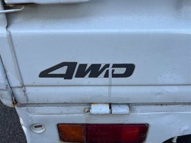 キャリイトラック 　４ＷＤ　軽トラック　５速ＭＴ　エアコン（11枚目）