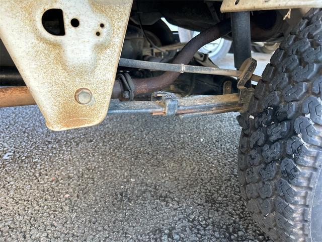 キャリイトラック 　４ＷＤ　軽トラック　５速ＭＴ　エアコン（20枚目）