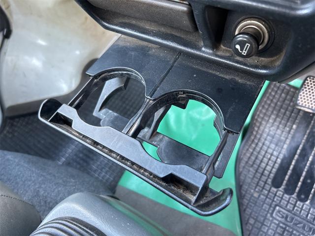 キャリイトラック 　４ＷＤ　軽トラック　５速ＭＴ　エアコン（34枚目）