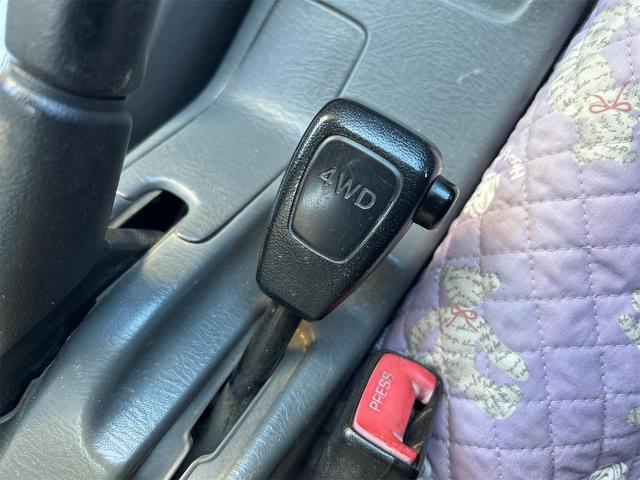 キャリイトラック 　４ＷＤ　軽トラック　５速ＭＴ　エアコン（37枚目）