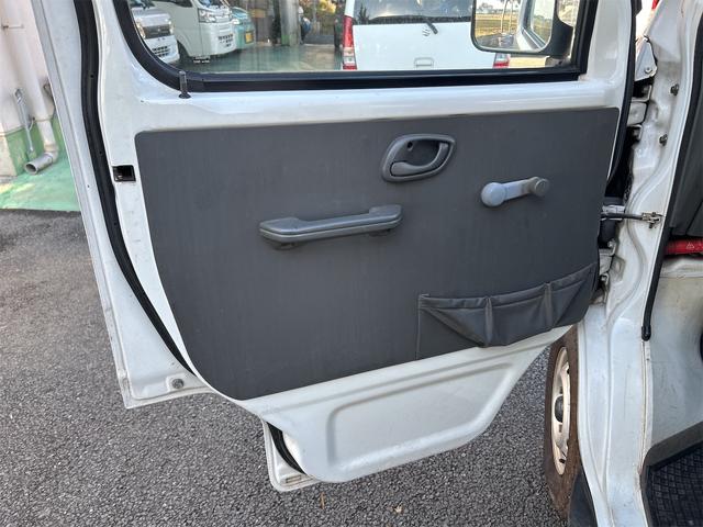 キャリイトラック 　４ＷＤ　軽トラック　５速ＭＴ　エアコン（43枚目）