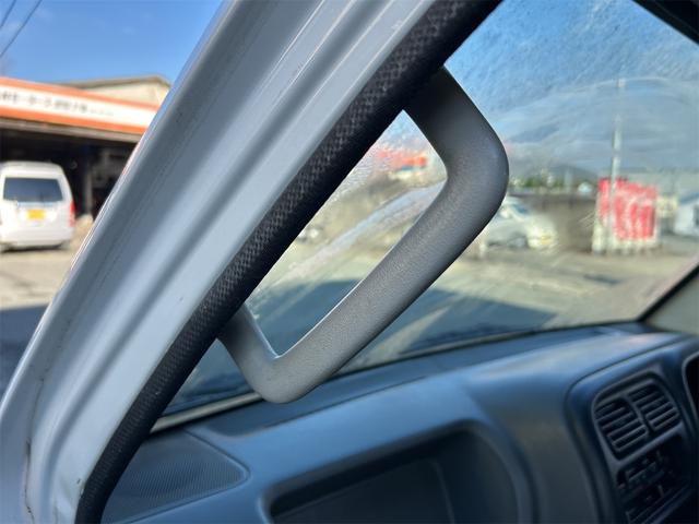 キャリイトラック 　４ＷＤ　軽トラック　５速ＭＴ　エアコン（47枚目）