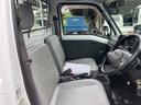 ＴＣ　プロフェッショナル　４ＷＤ　軽トラック　５速マニュアルシフト　エアコン　パワーステアリング　運転席エアバッグ（26枚目）