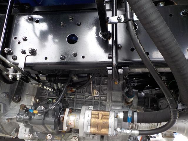 ファイター 　標準幅　増トンセルフクレーン　４段ラジコン　タダノ製ハイジャッキ　７．２トン積み　未使用　ターボ　衝突軽減ブレーキ　横滑り防止装置　ＥＴＣ　キーレス　フロントフォグランプ　三方開　後輪ダブル　ベッド付（26枚目）