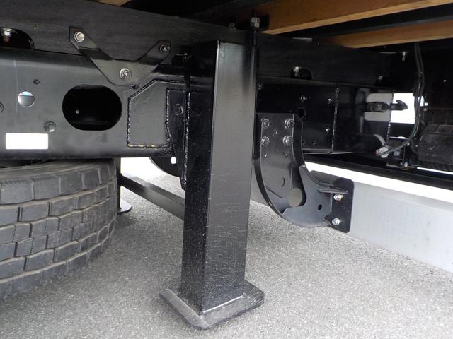 ファイター 　標準幅　増トンセルフクレーン　４段ラジコン　タダノ製ハイジャッキ　７．２トン積み　未使用　ターボ　衝突軽減ブレーキ　横滑り防止装置　ＥＴＣ　キーレス　フロントフォグランプ　三方開　後輪ダブル　ベッド付（29枚目）