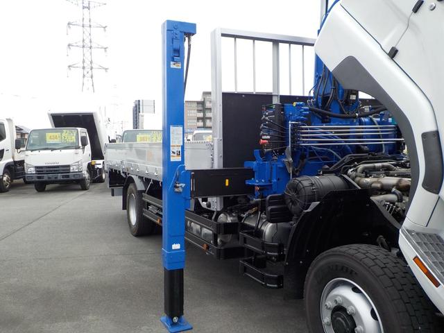 ファイター 　標準幅　増トンセルフクレーン　４段ラジコン　タダノ製ハイジャッキ　７．２トン積み　未使用　ターボ　衝突軽減ブレーキ　横滑り防止装置　ＥＴＣ　キーレス　フロントフォグランプ　三方開　後輪ダブル　ベッド付（35枚目）