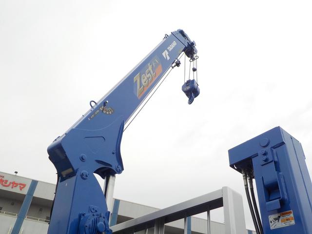 ファイター 　標準幅　増トンセルフクレーン　４段ラジコン　タダノ製ハイジャッキ　７．２トン積み　未使用　ターボ　衝突軽減ブレーキ　横滑り防止装置　ＥＴＣ　キーレス　フロントフォグランプ　三方開　後輪ダブル　ベッド付（37枚目）