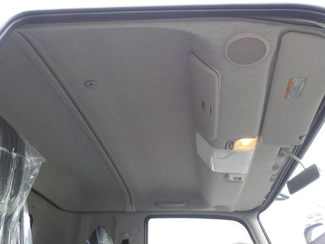 ファイター 　標準幅　増トンセルフクレーン　４段ラジコン　タダノ製ハイジャッキ　７．２トン積み　未使用　ターボ　衝突軽減ブレーキ　横滑り防止装置　ＥＴＣ　キーレス　フロントフォグランプ　三方開　後輪ダブル　ベッド付（43枚目）