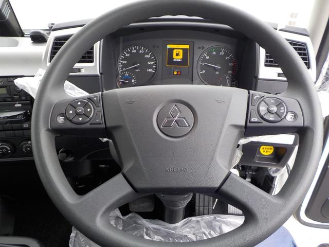 ファイター 　標準幅　増トンセルフクレーン　４段ラジコン　タダノ製ハイジャッキ　７．２トン積み　未使用　ターボ　衝突軽減ブレーキ　横滑り防止装置　ＥＴＣ　キーレス　フロントフォグランプ　三方開　後輪ダブル　ベッド付（50枚目）