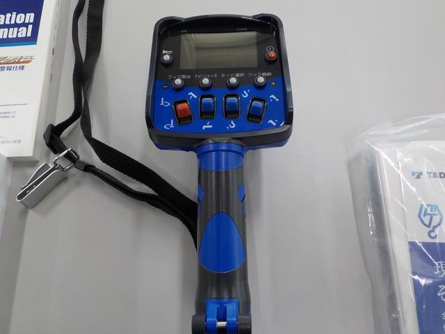 ファイター 　標準幅　増トンセルフクレーン　４段ラジコン　タダノ製ハイジャッキ　７．２トン積み　未使用　ターボ　衝突軽減ブレーキ　横滑り防止装置　ＥＴＣ　キーレス　フロントフォグランプ　三方開　後輪ダブル　ベッド付（56枚目）