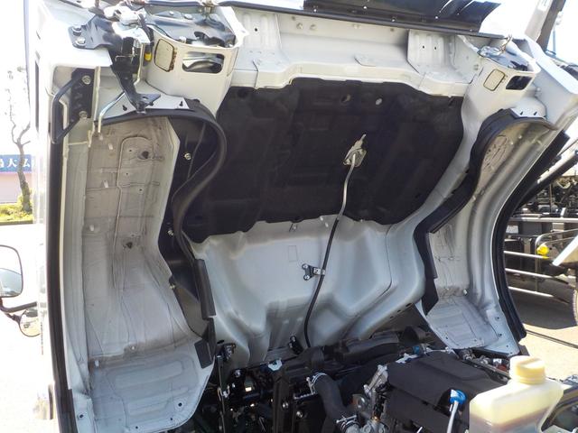 キャンター 3tダンプ 全低床強化 新明和 5MT ターボ 衝突軽減ブレーキ 横滑り防止 バックカメラ 障害物センサー スマートキー キーレス フロントフォグランプ 三方開 後輪ダブル(15枚目)