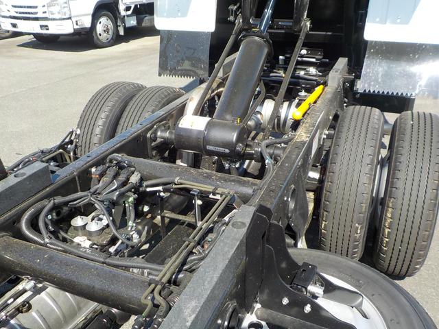 キャンター 3tダンプ 全低床強化 新明和 5MT ターボ 衝突軽減ブレーキ 横滑り防止 バックカメラ 障害物センサー スマートキー キーレス フロントフォグランプ 三方開 後輪ダブル(17枚目)