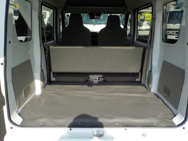 ＮＶ１００クリッパーバン 　バン６６０ＤＸハイルーフＡＴ届出済　未使用車　衝突軽減ブレーキ　両側スライドドア　プライバシーガラス　キーレス　バックソナー　横滑り防止装置　障害物センサーレーンキープアシスト　ＡＢＳ（12枚目）