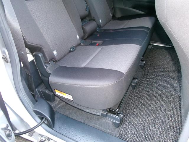 シエンタ ファンベースＧ　ワンオーナー車・ナビゲーション・ＥＴＣ・ドライブレコーダー（13枚目）