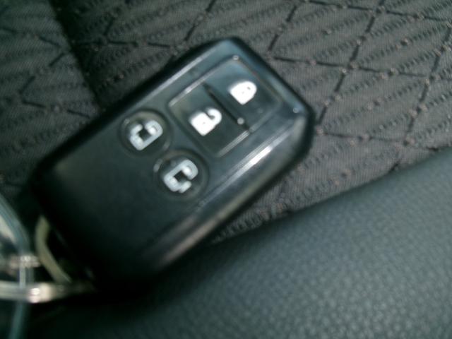 スペーシアカスタム ハイブリッドXS ナビゲーション・TV付き・両側電動スライドドア・ワンオーナー・純正アルミ付き(19枚目)