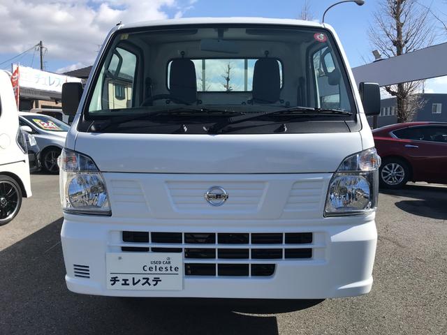 ＮＴ１００クリッパートラック ＤＸ　届出済未使用車　５速ＭＴ　４ＷＤ（2枚目）