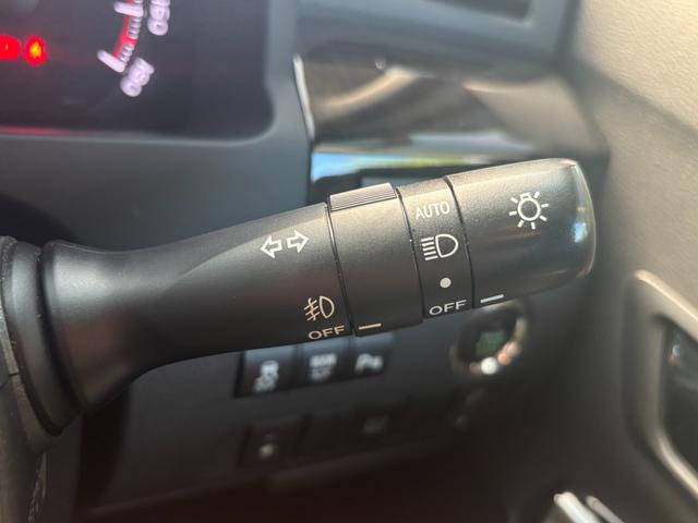 アルファード 240S タイプゴールド バックカメラ ナビ TV クリアランスソナー オートクルーズコントロール 両側電動スライドドア オートライト HID 電動リアゲート スマートキー 電動格納ミラー 後席モニター CVT アルミホイール(9枚目)