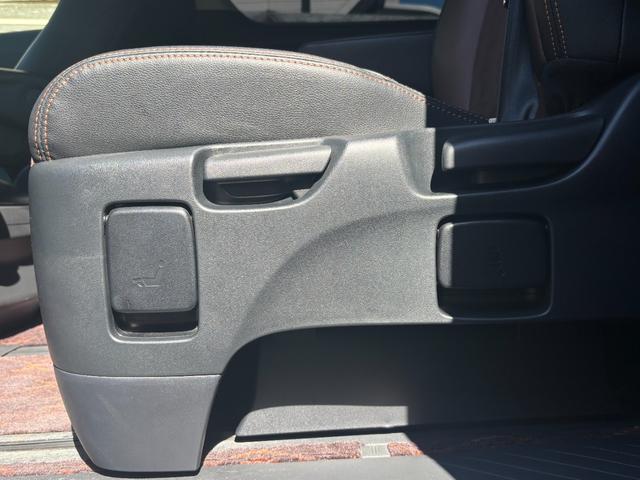 アルファード 240S タイプゴールド バックカメラ ナビ TV クリアランスソナー オートクルーズコントロール 両側電動スライドドア オートライト HID 電動リアゲート スマートキー 電動格納ミラー 後席モニター CVT アルミホイール(62枚目)