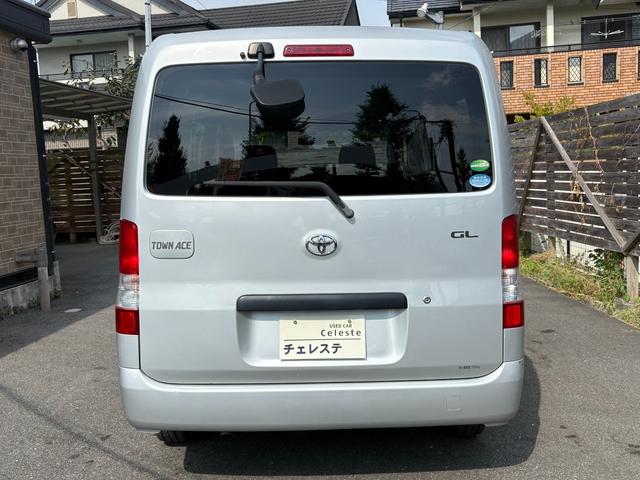 タウンエースバン ＧＬ　ＥＴＣ　両側スライドドア　ＡＴ　ミュージックプレイヤー接続可　エアコン　パワーウィンドウ　運転席エアバッグ（16枚目）