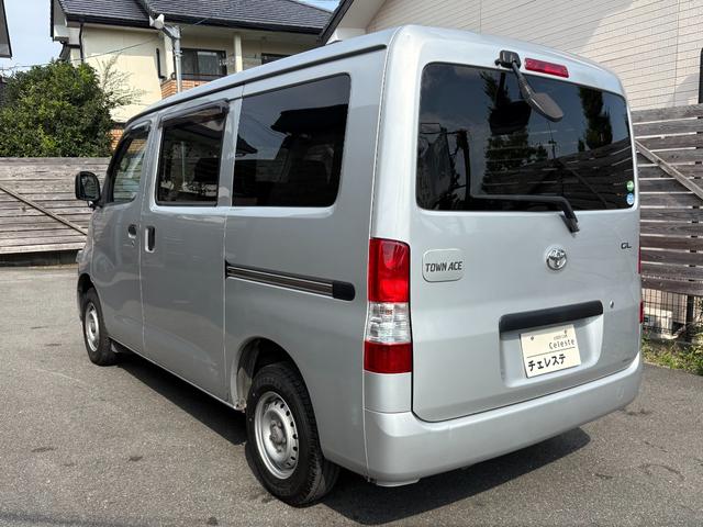 タウンエースバン ＧＬ　ＥＴＣ　両側スライドドア　ＡＴ　ミュージックプレイヤー接続可　エアコン　パワーウィンドウ　運転席エアバッグ（17枚目）