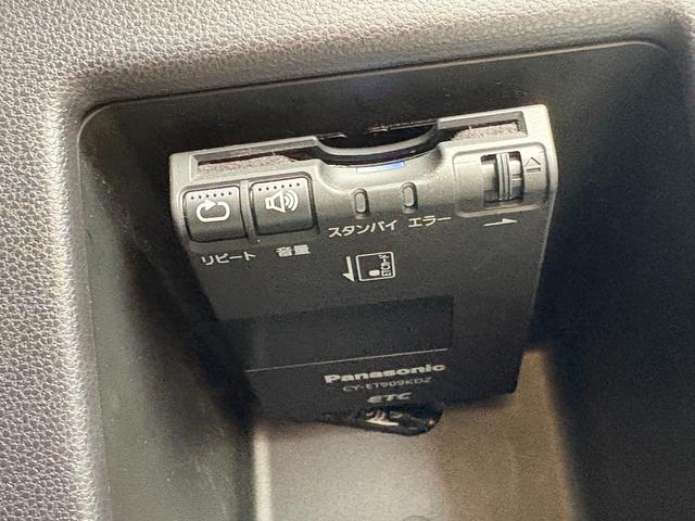 タントエグゼ カスタムＲＳ　ナビ・ＴＶ・Ｂｌｕｅｔｏｏｔｈオーディオ・ＥＴＣ・ＨＩＤ・盗難防止装置・ＡＢＳ・アイドリングストップ・パワーウィンドウ・パワステ・運転席／助手席エアバッグ・エアコン／クーラー・スマートキー・キーレス（10枚目）
