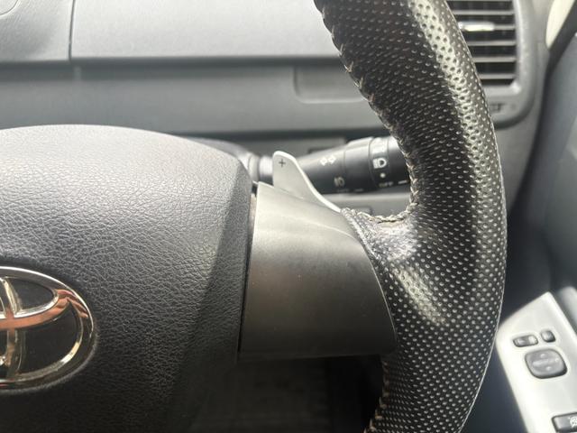 ヴォクシー ＺＳ　煌ＩＩ　両側電動スライドドア・ナビ・ＴＶ・バックカメラ・Ｂｌｕｅｔｏｏｔｈオーディオ・ＥＴＣ・パドルシフト・ＨＩＤ・１６インチアルミホイールナビ　両側電動スライドドア　オートライト　ＨＩＤ　スマートキー（8枚目）