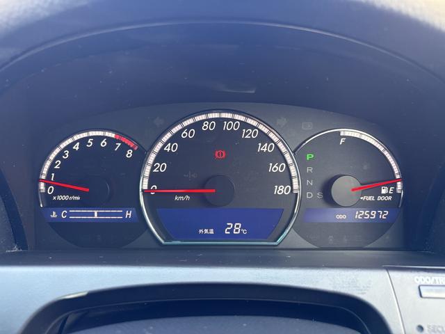 クラウン アスリート オートクルーズコントロール ナビ アルミホイール オートライト HID AT シートヒーター スマートキー 電動格納ミラー 盗難防止システム パワーシート CD MD 衝突安全ボディ ABS ESC(25枚目)