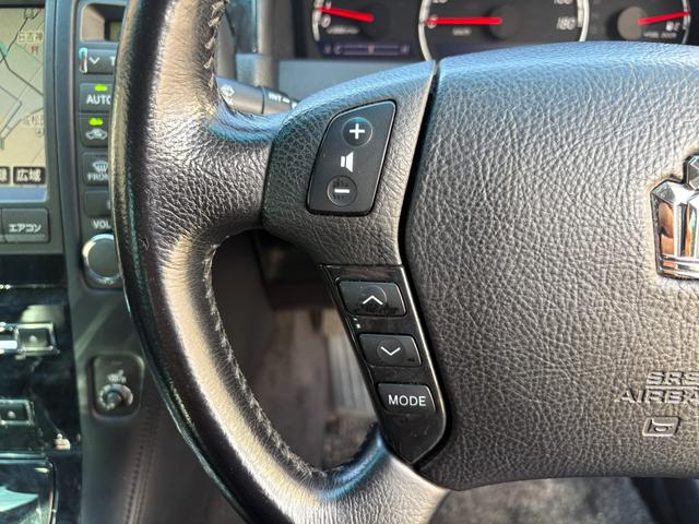 クラウン アスリート オートクルーズコントロール ナビ アルミホイール オートライト HID AT シートヒーター スマートキー 電動格納ミラー 盗難防止システム パワーシート CD MD 衝突安全ボディ ABS ESC(45枚目)
