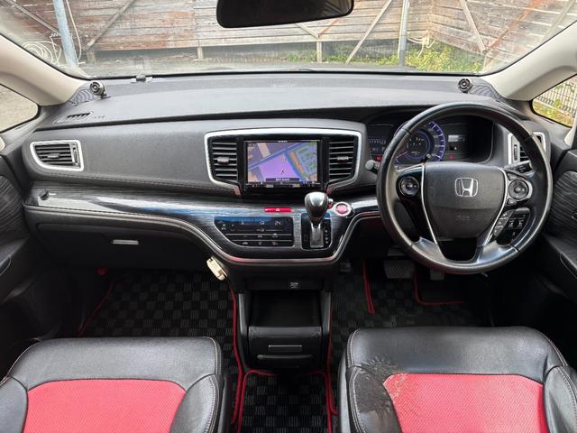 オデッセイ アブソルート・20thアニバーサリー ETC ナビ TV オートクルーズコントロール レーンアシスト 衝突被害軽減システム 両側電動スライドドア オートライト LEDヘッドランプ スマートキー アイドリングストップ 3列シート(2枚目)