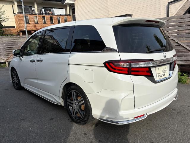 オデッセイ アブソルート・20thアニバーサリー ETC ナビ TV オートクルーズコントロール レーンアシスト 衝突被害軽減システム 両側電動スライドドア オートライト LEDヘッドランプ スマートキー アイドリングストップ 3列シート(15枚目)