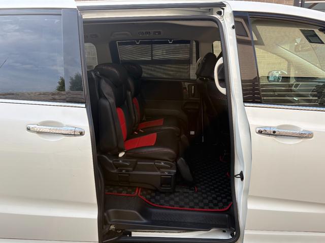 オデッセイ アブソルート・20thアニバーサリー ETC ナビ TV オートクルーズコントロール レーンアシスト 衝突被害軽減システム 両側電動スライドドア オートライト LEDヘッドランプ スマートキー アイドリングストップ 3列シート(22枚目)