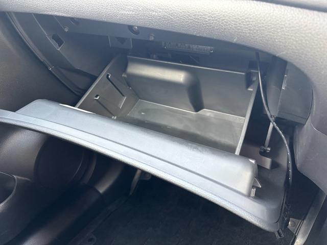 エクストレイル ２０Ｘ　プロパイロット・デジタルインナーミラー・パワーバックドア・アラウンドビューモニター・純正９インチナビ・ＴＶ・バックカメラ・運転席／助手席／後席シートヒーター・１８インチアルミホイール・ＥＴＣ（25枚目）