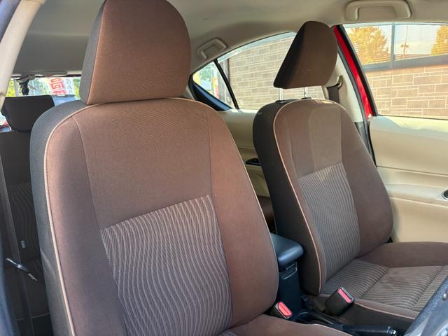 アクア Ｇ　バックカメラ　ナビ　ＴＶ　オートライト　スマートキー　電動格納ミラー　ＣＶＴ　衝突安全ボディ　ＡＢＳ　ＥＳＣ　ＣＤ　Ｂｌｕｅｔｏｏｔｈ　エアコン　パワーステアリング　パワーウィンドウ（10枚目）