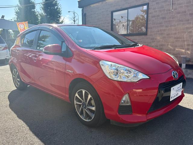 アクア Ｇ　バックカメラ　ナビ　ＴＶ　オートライト　スマートキー　電動格納ミラー　ＣＶＴ　衝突安全ボディ　ＡＢＳ　ＥＳＣ　ＣＤ　Ｂｌｕｅｔｏｏｔｈ　エアコン　パワーステアリング　パワーウィンドウ（13枚目）