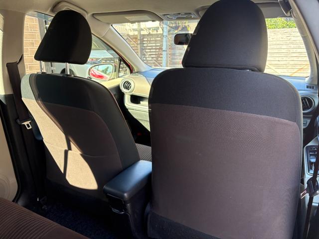 アクア Ｇ　バックカメラ　ナビ　ＴＶ　オートライト　スマートキー　電動格納ミラー　ＣＶＴ　衝突安全ボディ　ＡＢＳ　ＥＳＣ　ＣＤ　Ｂｌｕｅｔｏｏｔｈ　エアコン　パワーステアリング　パワーウィンドウ（26枚目）