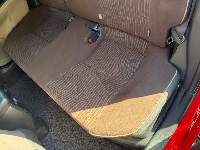 アクア Ｇ　バックカメラ　ナビ　ＴＶ　オートライト　スマートキー　電動格納ミラー　ＣＶＴ　衝突安全ボディ　ＡＢＳ　ＥＳＣ　ＣＤ　Ｂｌｕｅｔｏｏｔｈ　エアコン　パワーステアリング　パワーウィンドウ（35枚目）