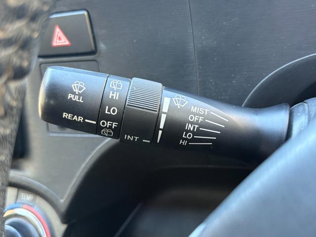 アクア Ｇ　バックカメラ　ナビ　ＴＶ　オートライト　スマートキー　電動格納ミラー　ＣＶＴ　衝突安全ボディ　ＡＢＳ　ＥＳＣ　ＣＤ　Ｂｌｕｅｔｏｏｔｈ　エアコン　パワーステアリング　パワーウィンドウ（39枚目）