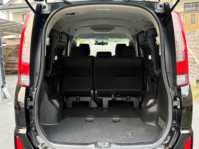 ノア Ｓｉ　ワンオーナー車・両側電動スライドドア・フリップダウンモニターナビ・フルセグＴＶ・Ｂｌｕｅｔｏｏｔｈオーディオ・バックカメラ・１６インチアルミホイール・ＬＥＤヘッドライト・スマートキー・プッシュスタート（29枚目）