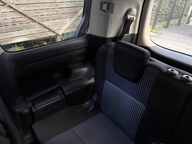 ノア Ｓｉ　ワンオーナー車・両側電動スライドドア・フリップダウンモニターナビ・フルセグＴＶ・Ｂｌｕｅｔｏｏｔｈオーディオ・バックカメラ・１６インチアルミホイール・ＬＥＤヘッドライト・スマートキー・プッシュスタート（44枚目）