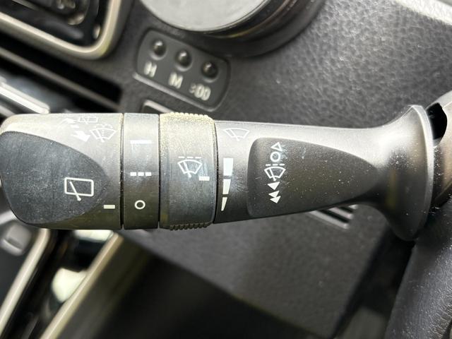 エスクァイア Ｇｉ　ＥＴＣ　バックカメラ　ナビ　ＴＶ　オートクルーズコントロール　両側電動スライドドア　オートマチックハイビーム　オートライト　ＬＥＤヘッドランプ　スマートキー　アイドリングストップ　電動格納ミラー（28枚目）