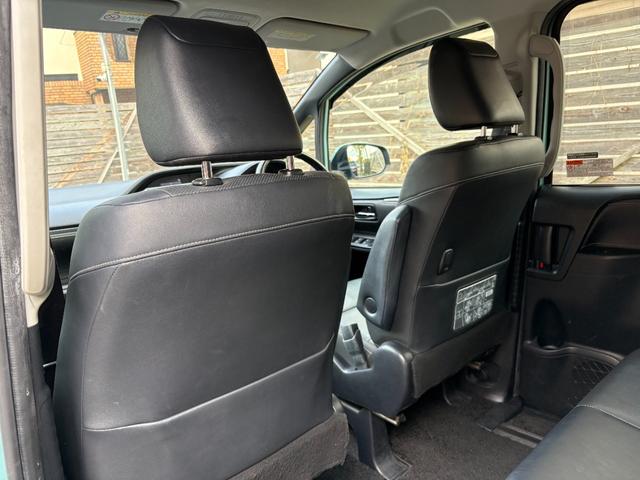 エスクァイア Ｇｉ　ＥＴＣ　バックカメラ　ナビ　ＴＶ　オートクルーズコントロール　両側電動スライドドア　オートマチックハイビーム　オートライト　ＬＥＤヘッドランプ　スマートキー　アイドリングストップ　電動格納ミラー（34枚目）