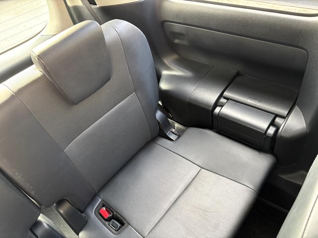 エスクァイア Ｇｉ　ＥＴＣ　バックカメラ　ナビ　ＴＶ　オートクルーズコントロール　両側電動スライドドア　オートマチックハイビーム　オートライト　ＬＥＤヘッドランプ　スマートキー　アイドリングストップ　電動格納ミラー（37枚目）