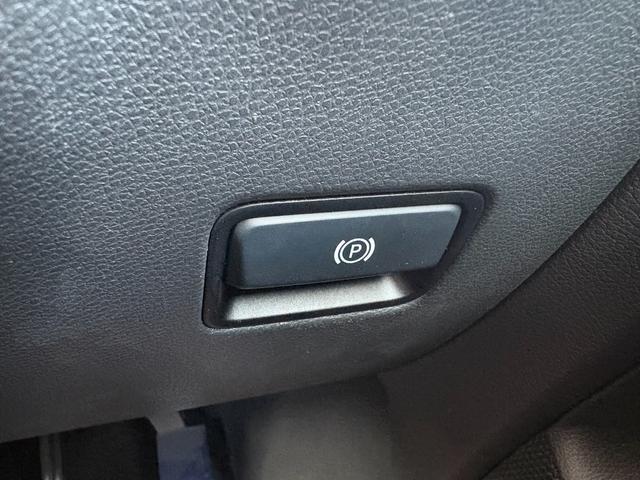 Ｂクラス Ｂ１８０　バックカメラ　ナビ　ＴＶ　クリアランスソナー　オートクルーズコントロール　オートライト　キーレスエントリー　ＡＴ　アルミホイール　ＣＤ　ＵＳＢ　Ｂｌｕｅｔｏｏｔｈ　盗難防止システム　ＡＢＳ　エアコン（23枚目）