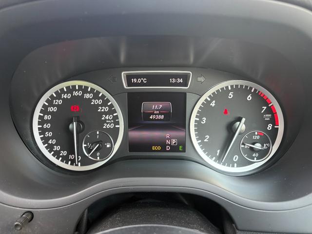 Ｂクラス Ｂ１８０　バックカメラ　ナビ　ＴＶ　クリアランスソナー　オートクルーズコントロール　オートライト　キーレスエントリー　ＡＴ　アルミホイール　ＣＤ　ＵＳＢ　Ｂｌｕｅｔｏｏｔｈ　盗難防止システム　ＡＢＳ　エアコン（27枚目）