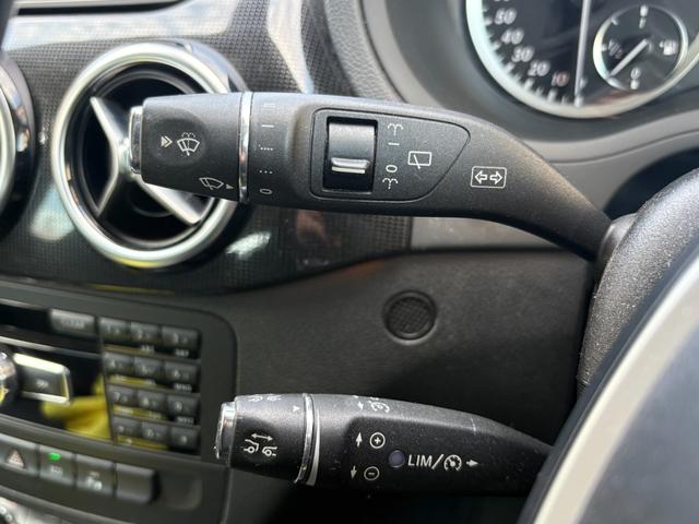 Ｂクラス Ｂ１８０　バックカメラ　ナビ　ＴＶ　クリアランスソナー　オートクルーズコントロール　オートライト　キーレスエントリー　ＡＴ　アルミホイール　ＣＤ　ＵＳＢ　Ｂｌｕｅｔｏｏｔｈ　盗難防止システム　ＡＢＳ　エアコン（40枚目）