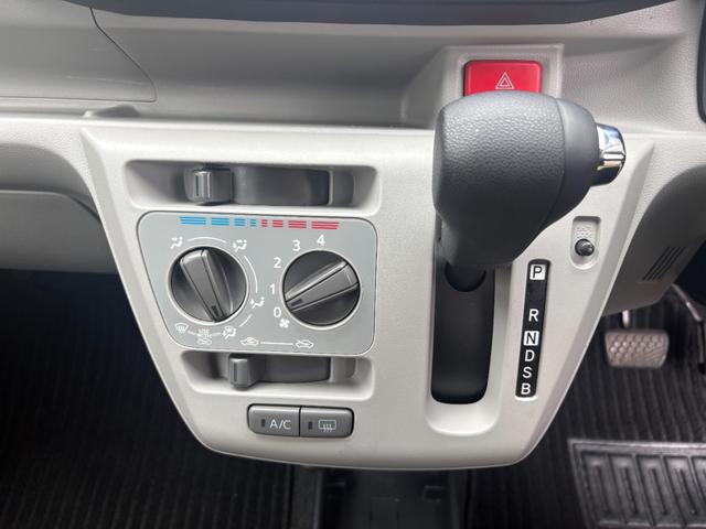 ミライース Ｘ　ＳＡＩＩＩ　ドライブレコーダー　ＥＴＣ　バックカメラ　ナビ　ＴＶ　クリアランスソナー　衝突被害軽減システム　オートマチックハイビーム　ＬＥＤヘッドランプ　キーレスエントリー　アイドリングストップ　ＣＶＴ（7枚目）